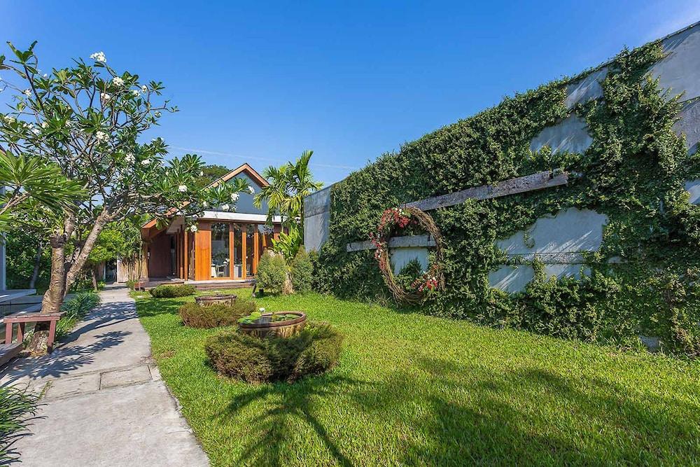 Into The Forest Resort Bangkok Luaran gambar