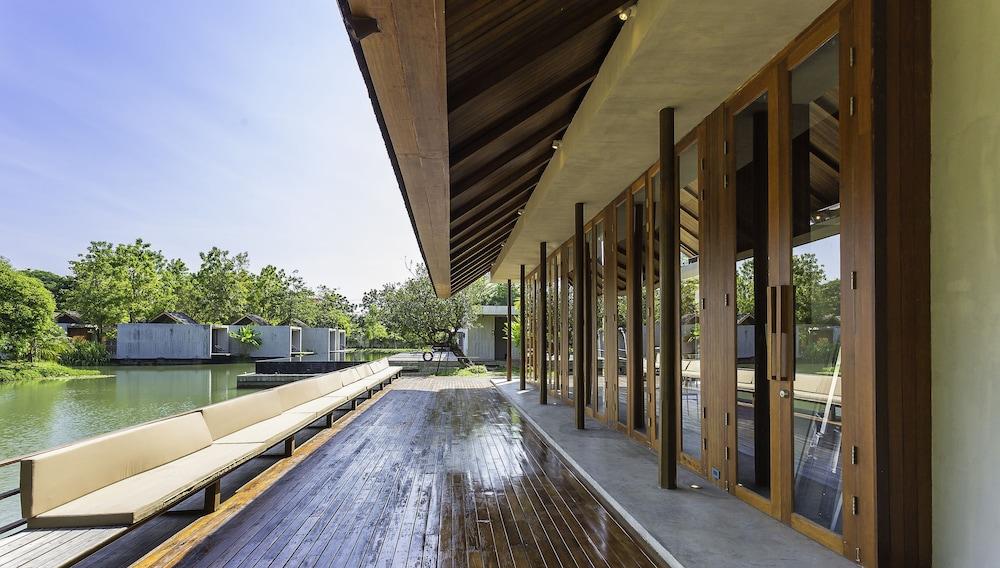Into The Forest Resort Bangkok Luaran gambar