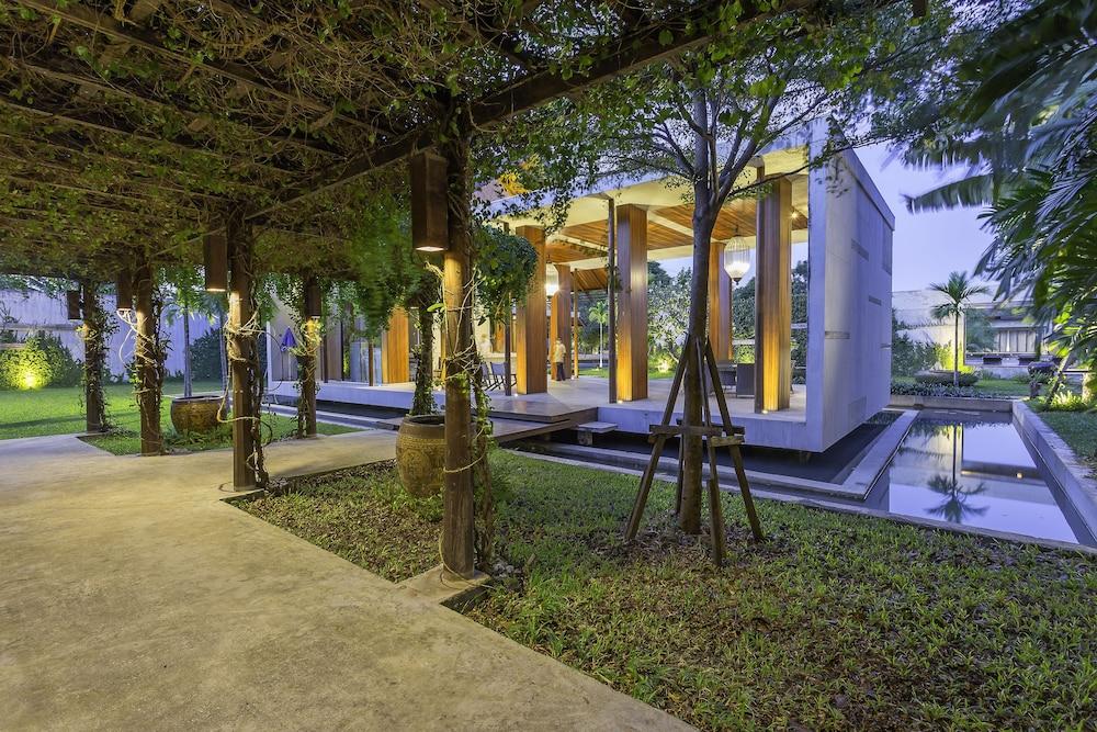 Into The Forest Resort Bangkok Luaran gambar