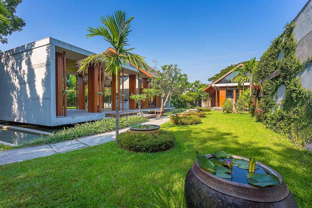 Into The Forest Resort Bangkok Luaran gambar