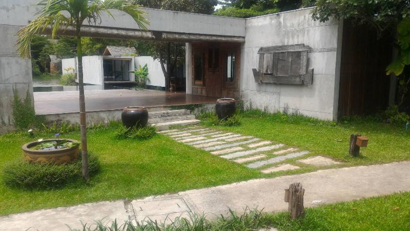 Into The Forest Resort Bangkok Luaran gambar